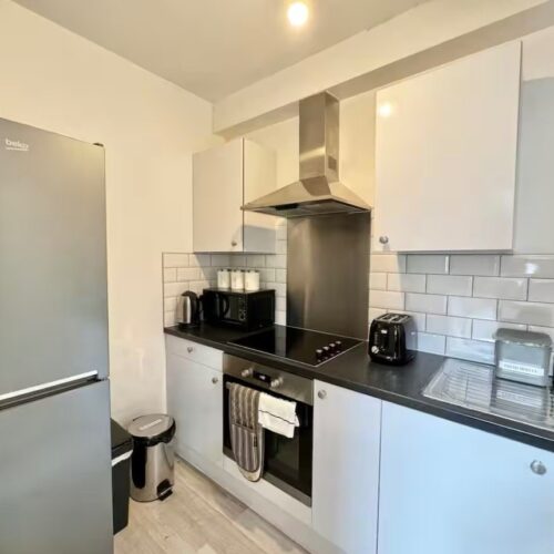 o_1j7heuacs1b9auegmifc2fcj17