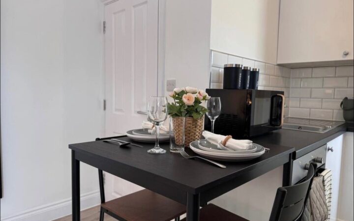 o_1j7hff9ib943jbv1f1qrb3dqk1