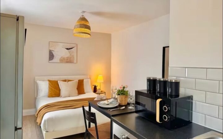 o_1j7hffcjp1m8415dm1vrio021mr18