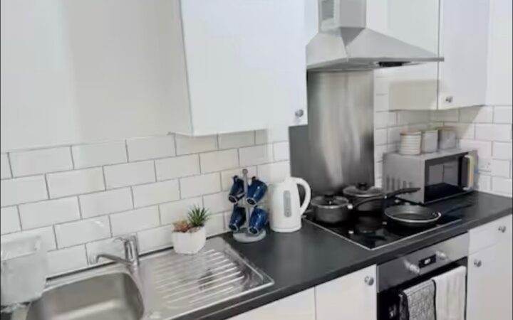 o_1j7hg0pfm1u6h1d95148b1cbmooo6