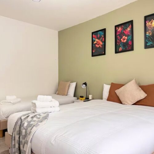 o_1j7hgd5iefom167v1sgp1pd145i1