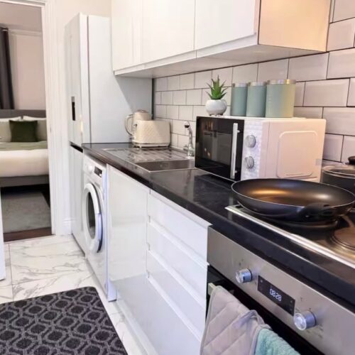 o_1j7jpl41dkuk11031hu22nq105r1