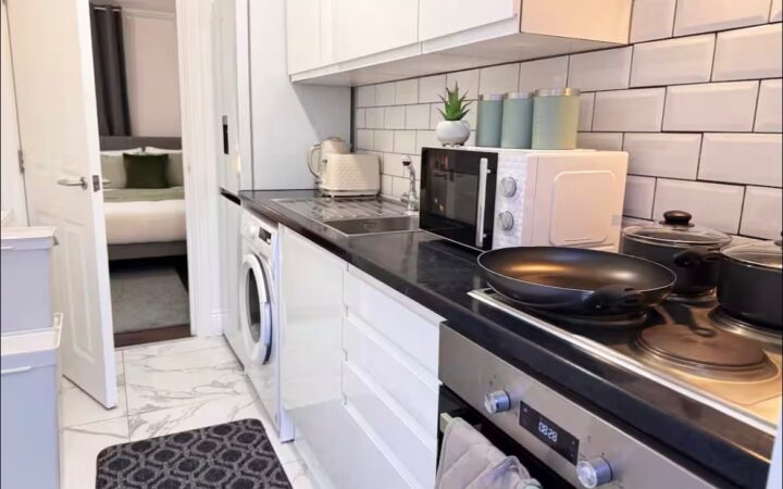 o_1j7jpl41dkuk11031hu22nq105r1