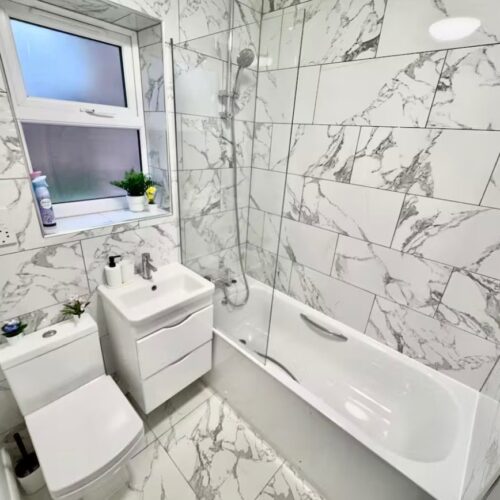 o_1j7jpla43lnn21fnb3pv414m96