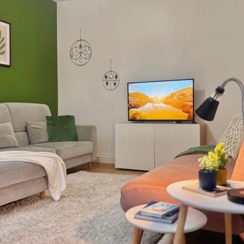 o_1j7jqe7tr33o11hk14fd8qaa7ve