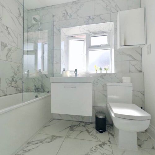 o_1j7jrlmho1i7r1u70facuaibq98