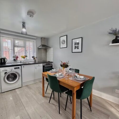 o_1j7k4b33q5rf118e1ipb4tlrk62