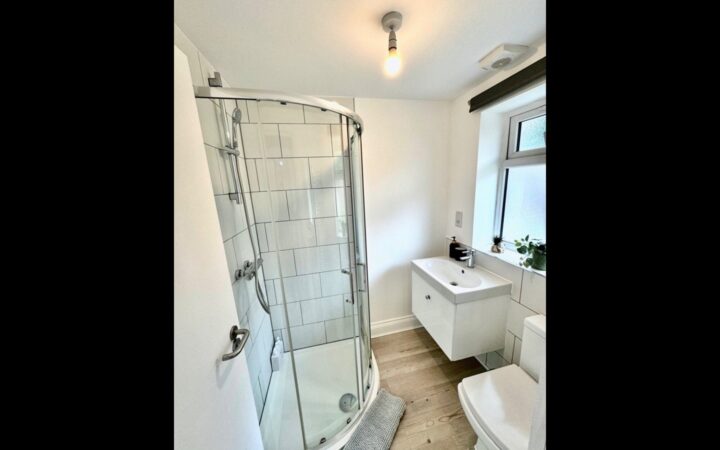 o_1j7k4b3u1nfe3ql1t7mbkvse14